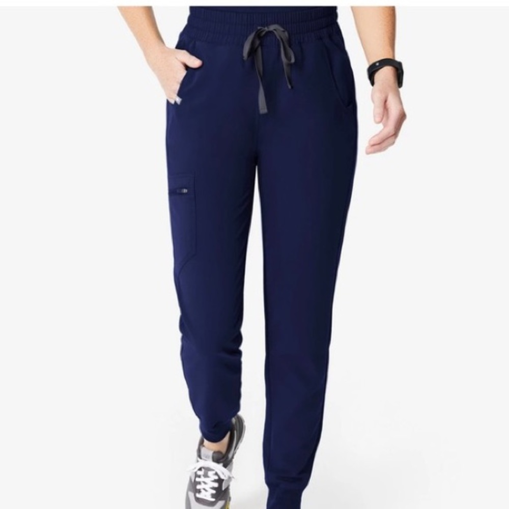 FIGS Zamora Jogger Scrub Pants in Navy